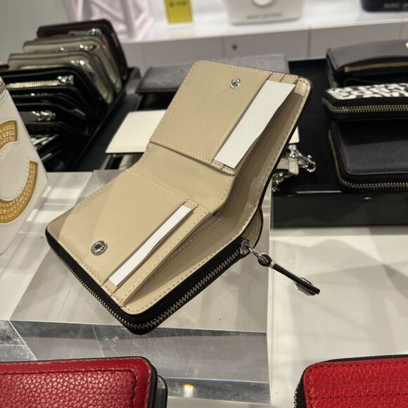 NWT Marc Jacobs Leather Bifold wallet 4S5SMP078S01 MARSHMALLOW - Picture 7 of 11